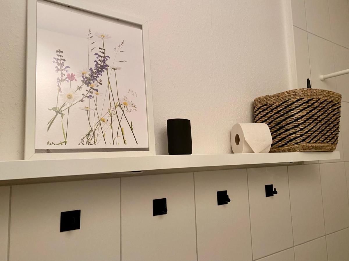 Zentrumsnahe Schoene Altbauwohnung Bis 4 Personen Flensburg Exterior foto