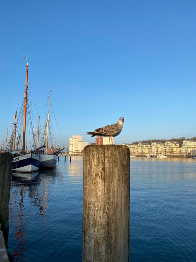 Zentrumsnahe Schoene Altbauwohnung Bis 4 Personen Flensburg Exterior foto